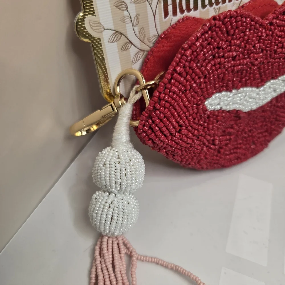 ❤️▪️Made In India ▪️Handmade Beaded Lip-Shaped Beaded Coin Pouch Red/ White